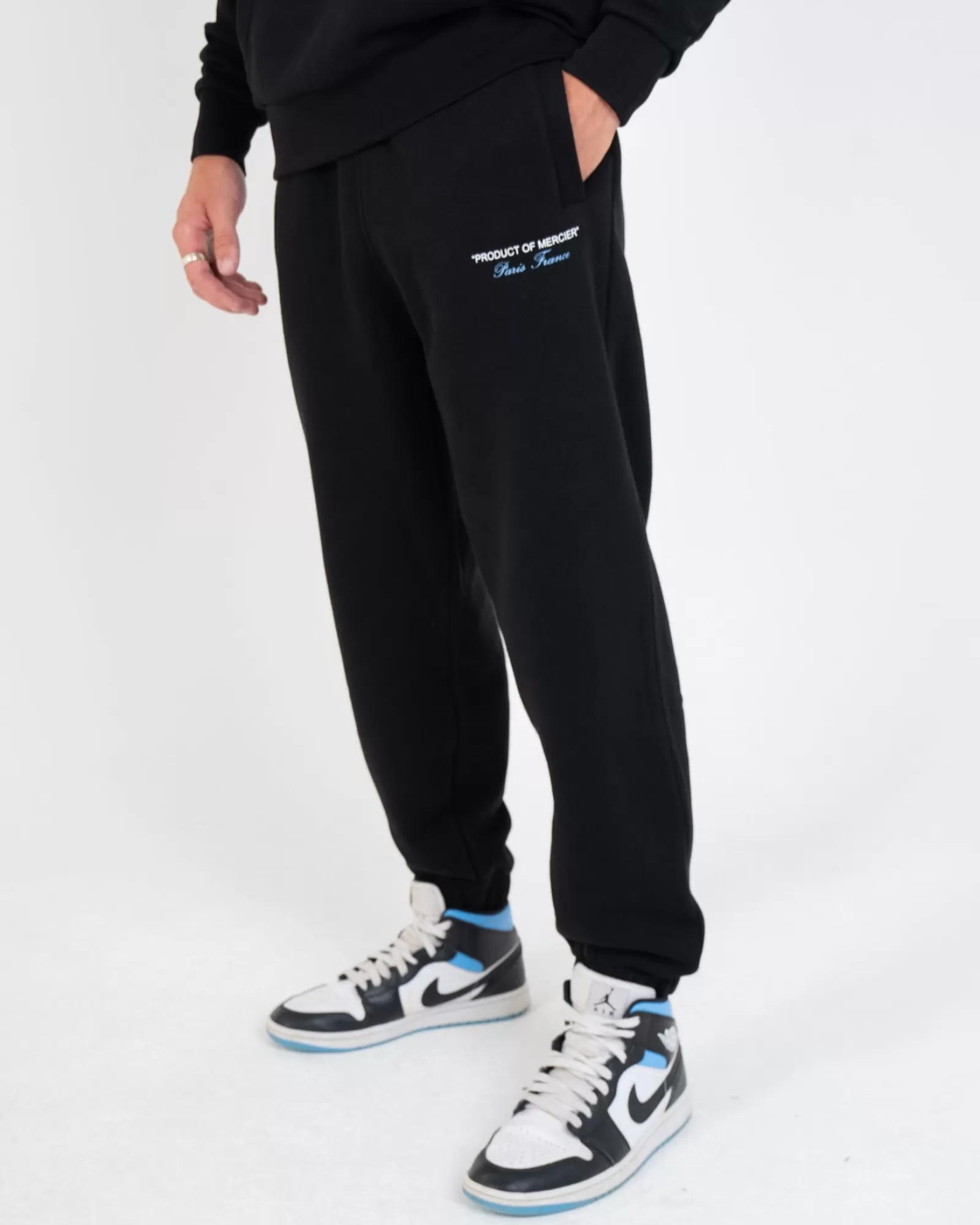 Jogger | Trainingsanzüge>Mercier Black Sky Blue Produkt von Joggern